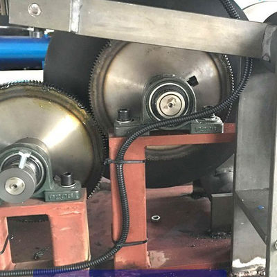 Posición doble automática completa de la máquina de la fabricación de cajas de la torta de JKB-C que se encrespa